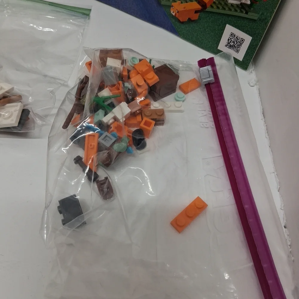 LEGO Minecraft: The‎ Fox Lodge (21178)